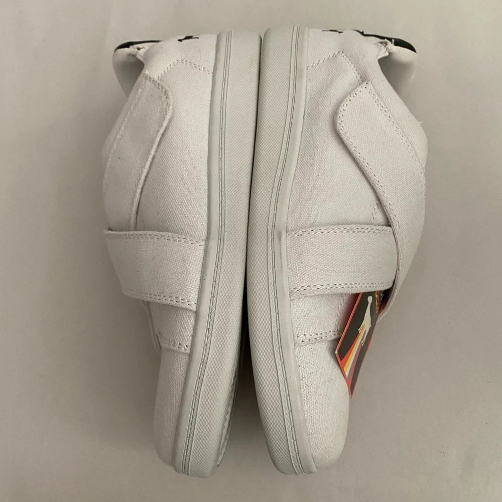 Goats Women’s Sneakers Size 7.5 Criss Cross Hood Loop Straps Streetwear NWT